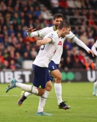 欧冠决赛-0分变3分，热刺打光子弹逆转樱桃，孔蒂拒绝连败